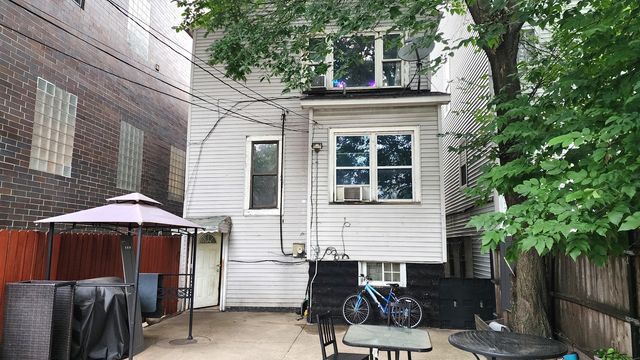 a view of deck and patio