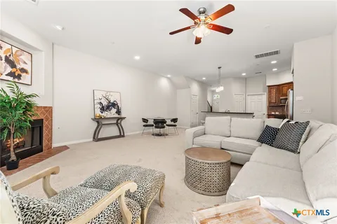 $400,000 | 10300 Morado Cove, Unit 503, Austin, TX 78759