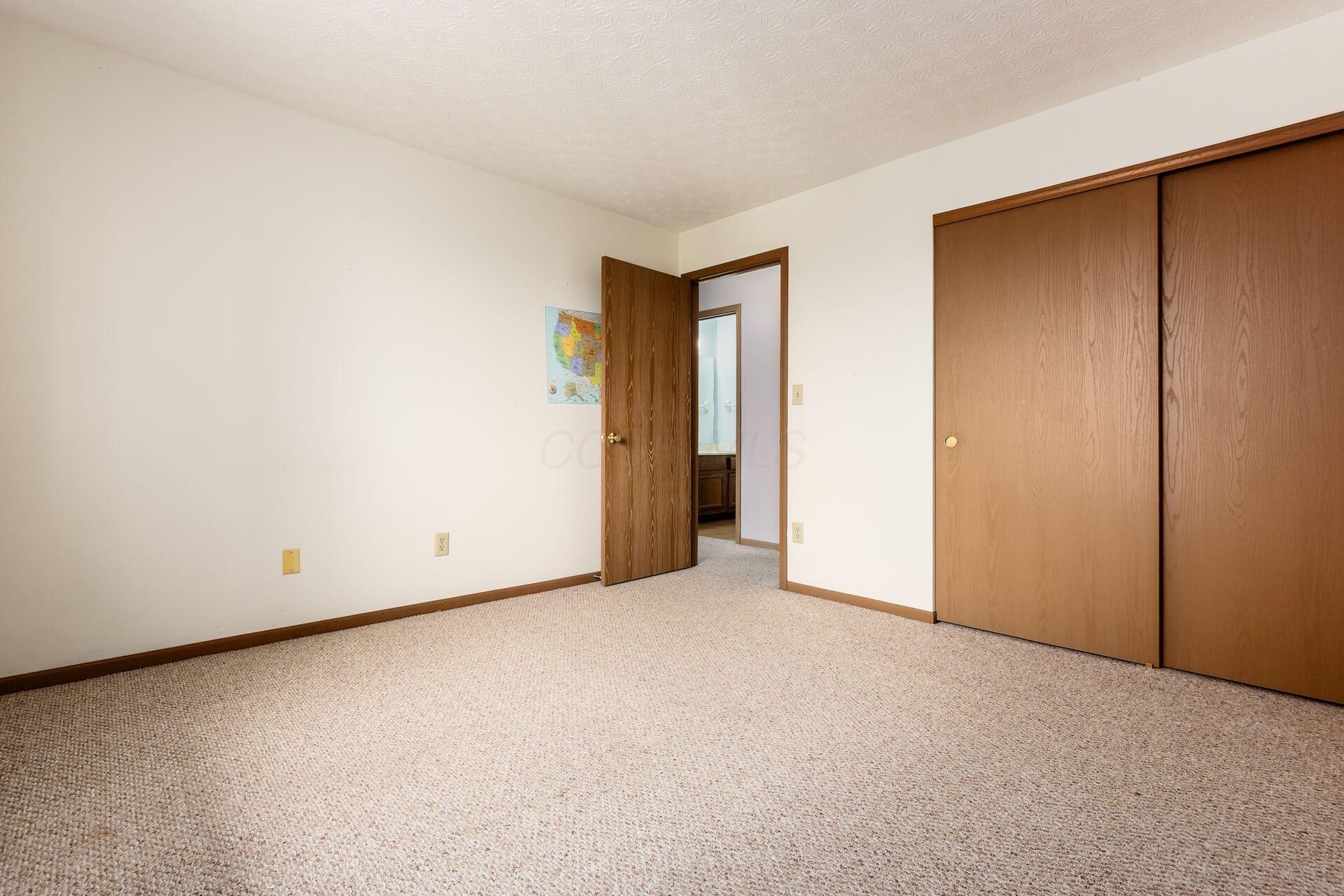 5885 Beechcroft Road, Unit 306 Columbus, OH 43229 - Photo 23 of 33 023_70a_i 5885 Beechcroft 021