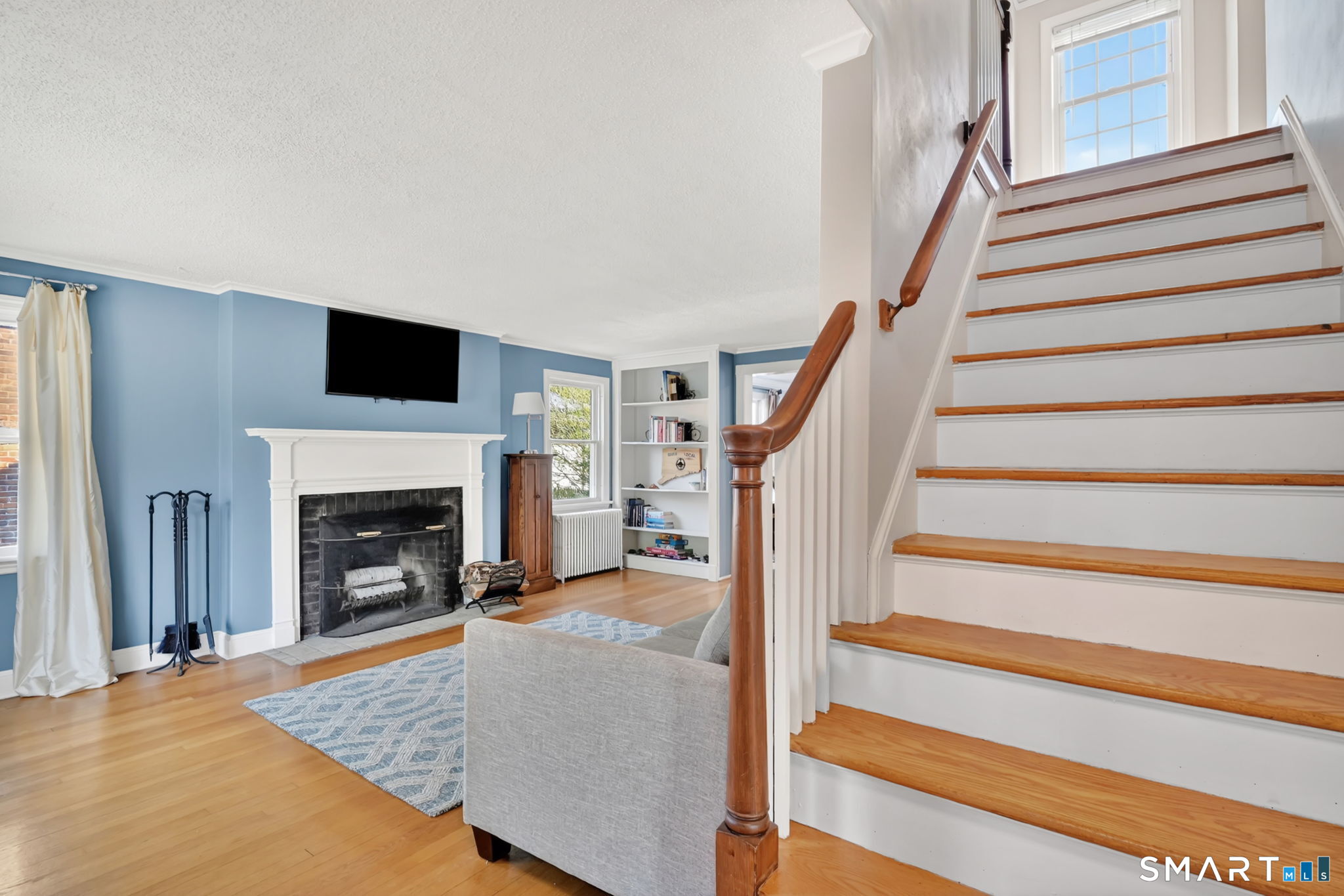 61 Cedar Street Newington, CT 06111 - Photo 11 of 39
