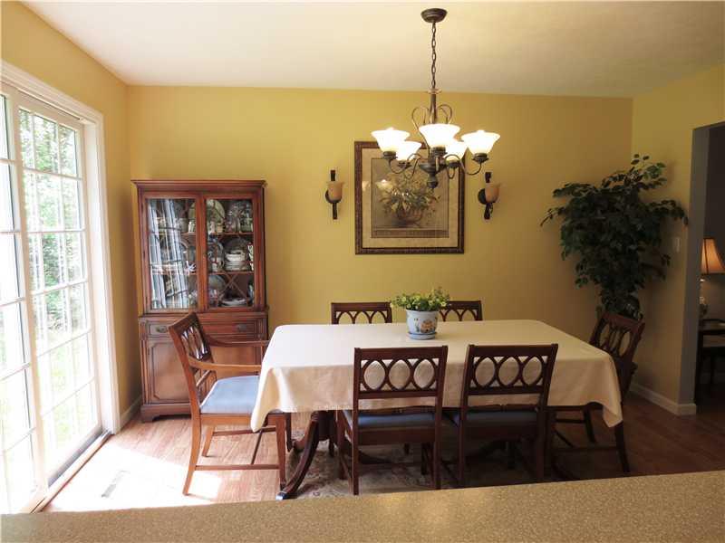 208 Furnace Run Road Freeport, PA 16229 - Photo 8 of 25 Dining Room.