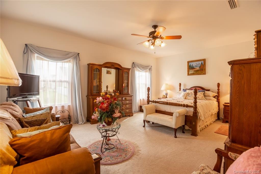 977 Roxburgh Avenue Rock Hill, SC 29732 - Photo 23 of 31