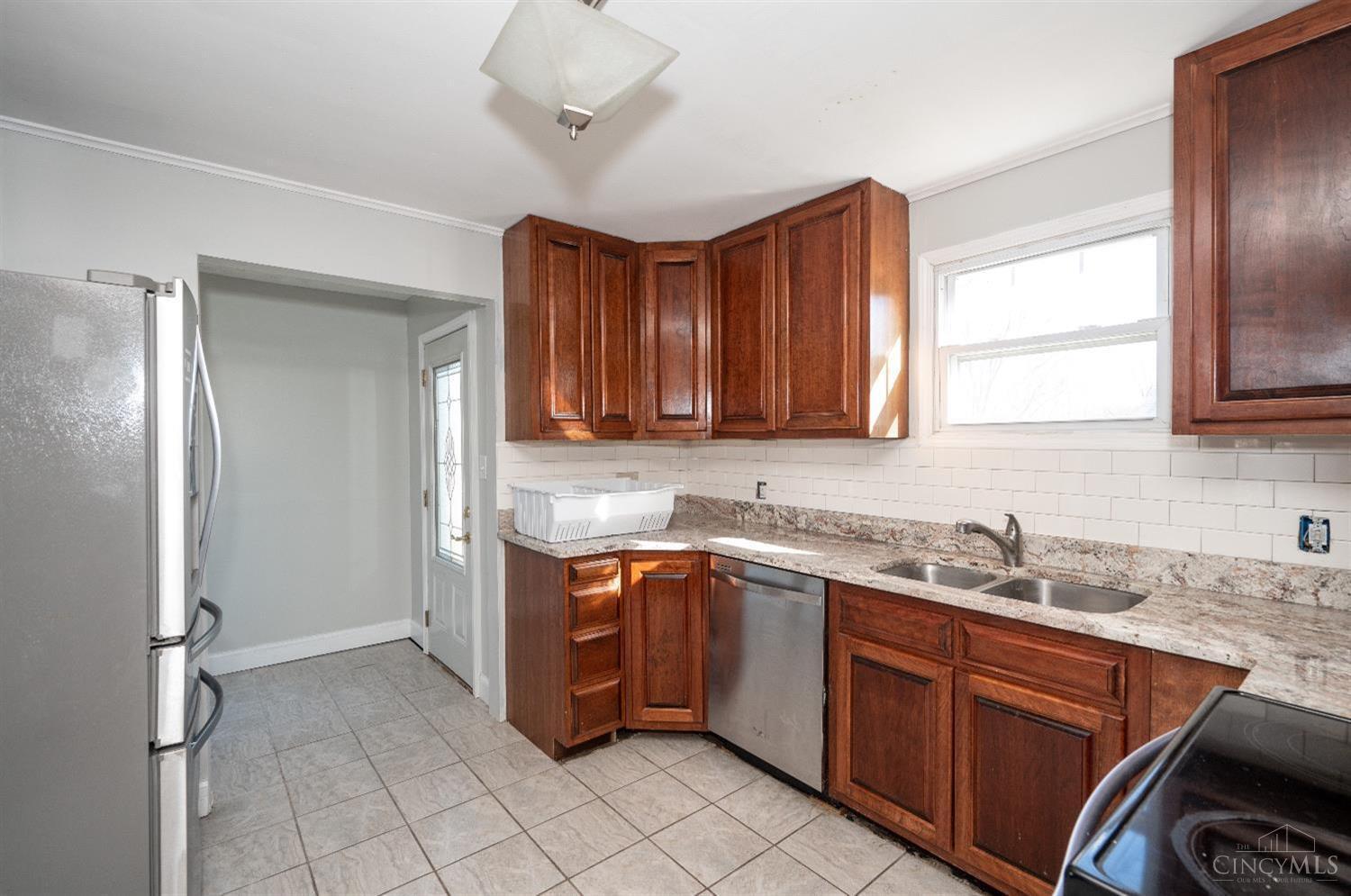 5730 Greenlawn Road Hamilton, OH 45011 - Photo 13 of 48 Gallery Image 13