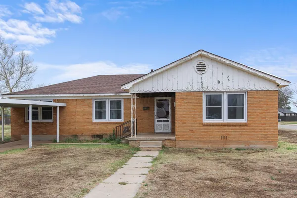 $170,000 | 1610 South Graham Street, Wellington, TX 79095