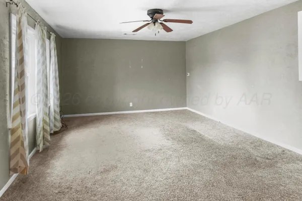 $170,000 | 1610 South Graham Street, Wellington, TX 79095