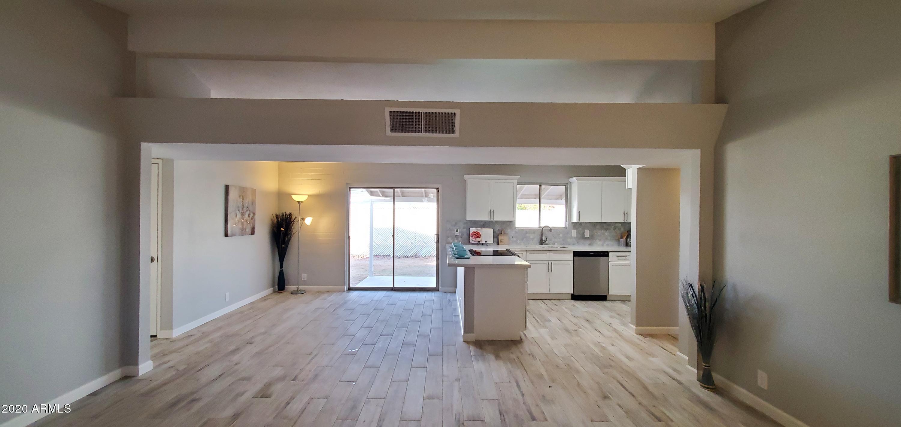 3620 West Ruth Avenue Phoenix, AZ 85051 - Photo 4 of 25 Main living area