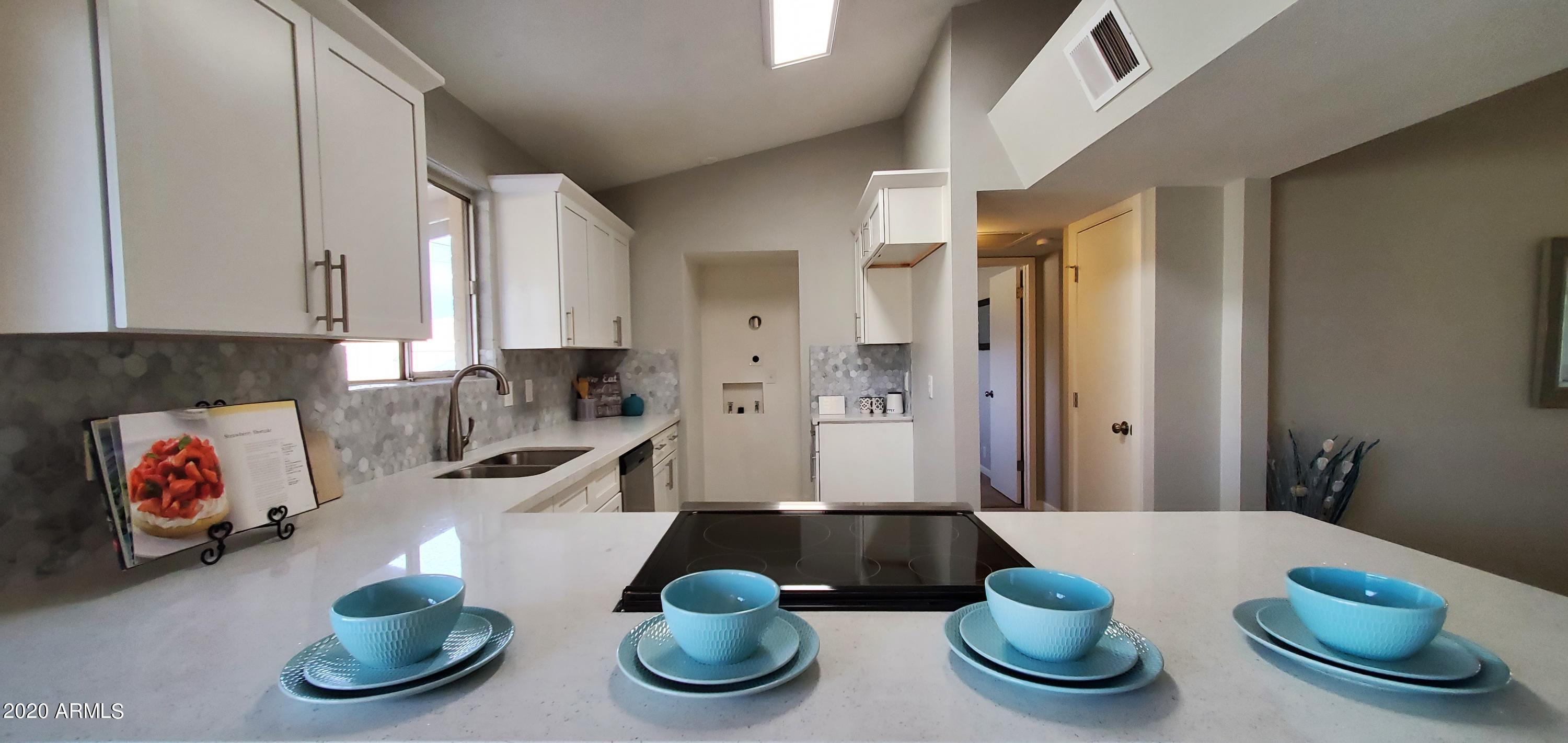 3620 West Ruth Avenue Phoenix, AZ 85051 - Photo 7 of 25 Kitchen