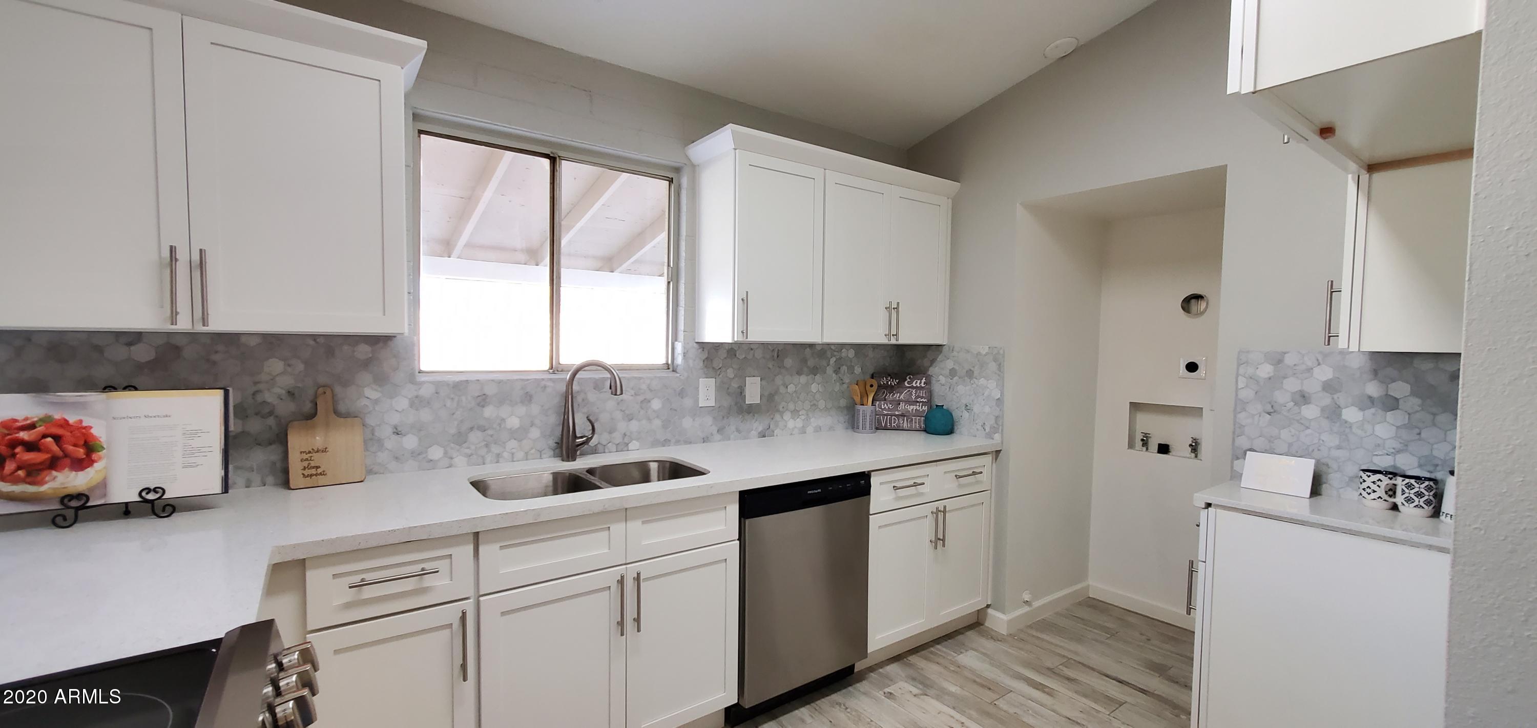 3620 West Ruth Avenue Phoenix, AZ 85051 - Photo 8 of 25 Kitchen