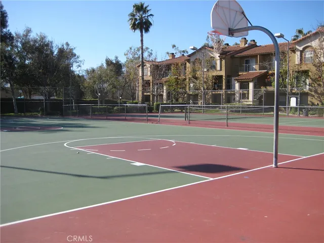 $325,000 | 2085 Highpointe Drive, Corona, CA 92879