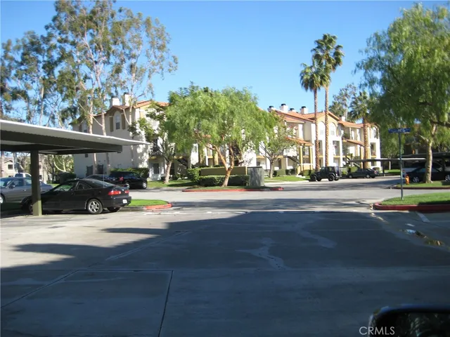 $325,000 | 2085 Highpointe Drive, Corona, CA 92879