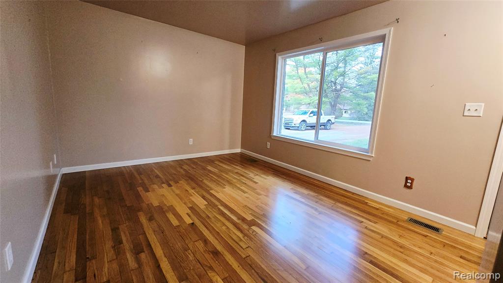 778 South Bartlett Road St. Clair, MI 48079 - Photo 7 of 35 Gallery Image 7