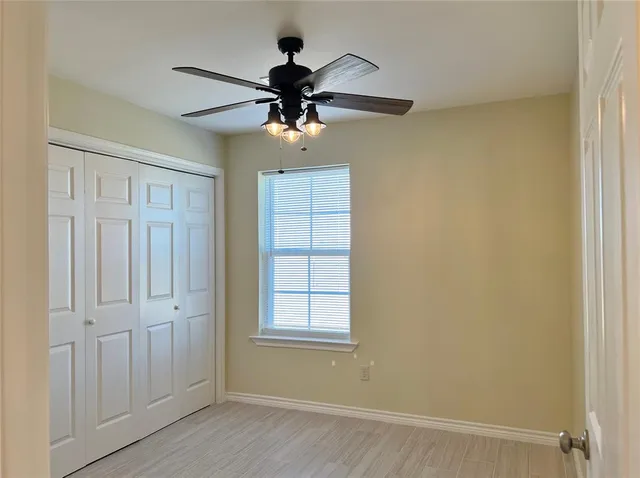 $2,395 | 135 Gin Road, Ennis, TX 75119