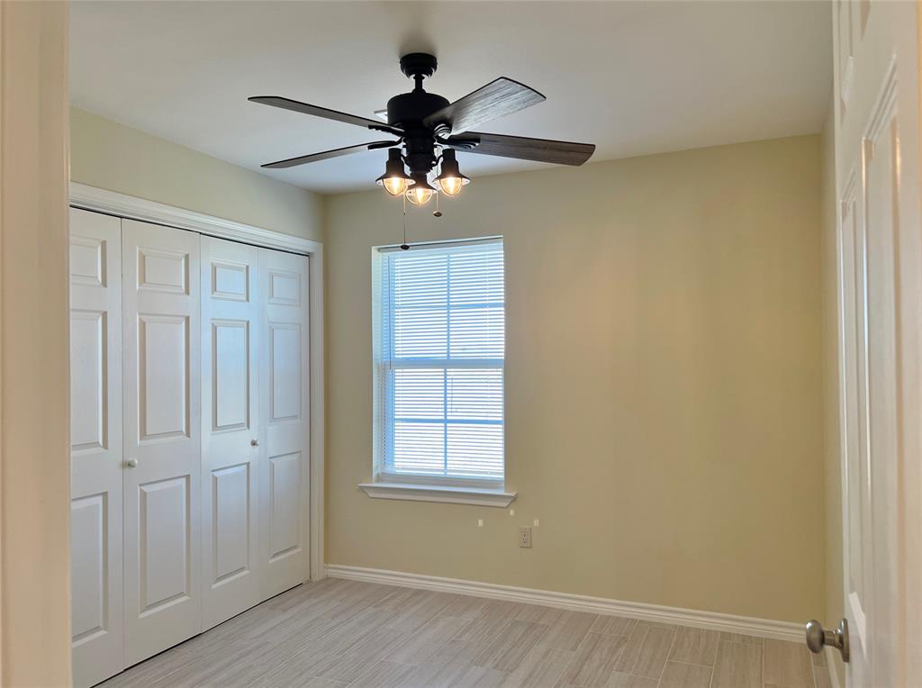 135 Gin Road Ennis, TX 75119 - Photo 12 of 15