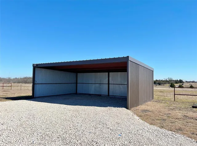 $2,395 | 135 Gin Road, Ennis, TX 75119