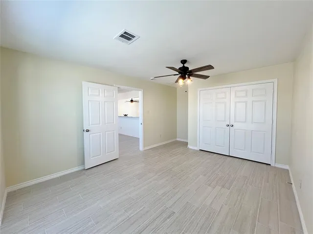 $2,395 | 135 Gin Road, Ennis, TX 75119