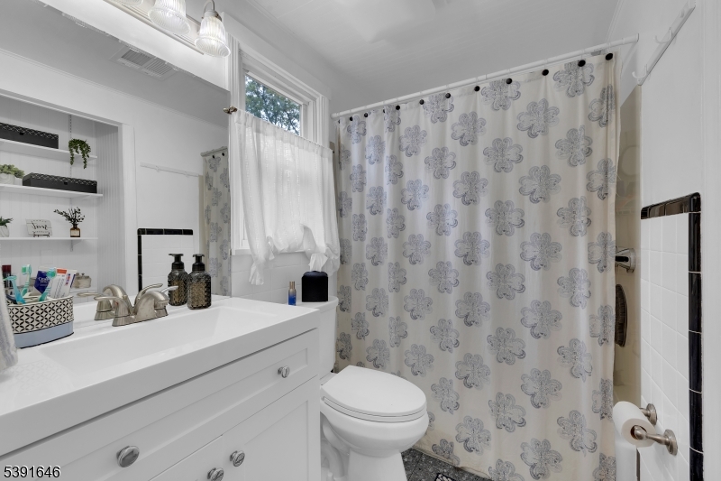 233 Maple Avenue Dunellen, NJ 08812 - Photo 19 of 46