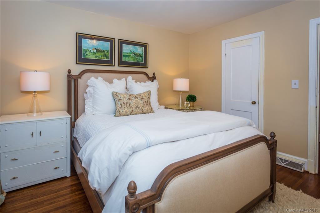 1040 Sedgefield Road Charlotte, NC 28209 - Photo 11 of 24 Gallery Image 11
