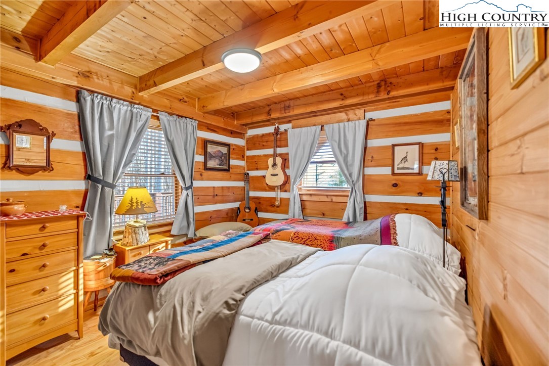 284 Rivers Edge Access Road Jefferson, NC 28640 - Photo 17 of 40