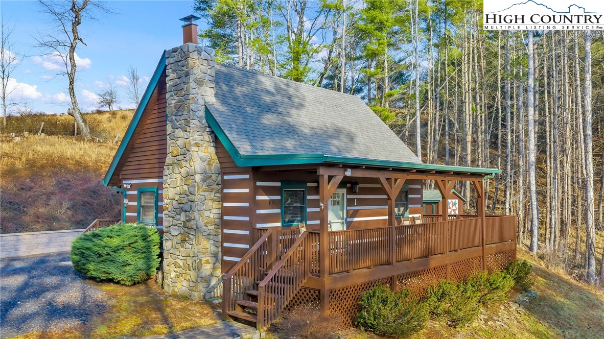 284 Rivers Edge Access Road Jefferson, NC 28640 - Photo 2 of 40