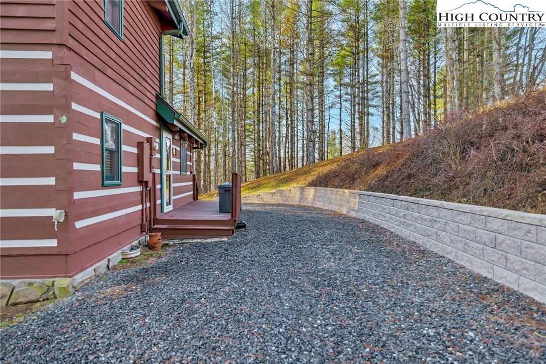 284 Rivers Edge Access Road Jefferson, NC 28640 - Photo 37 of 40