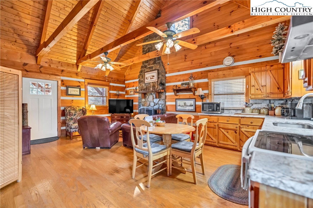 284 Rivers Edge Access Road Jefferson, NC 28640 - Photo 10 of 40