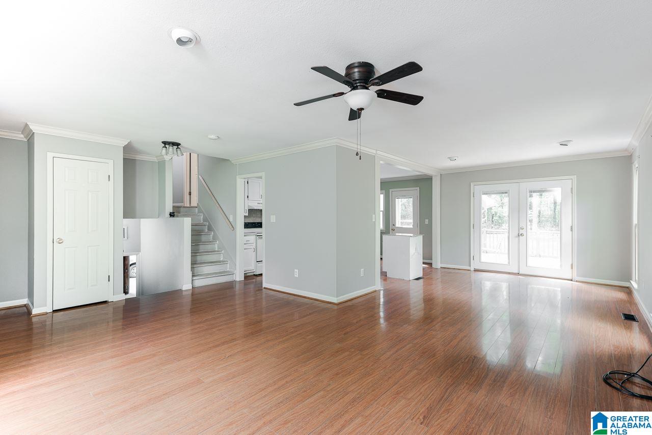 310 Mardis Lane Alabaster, AL 35007 - Photo 4 of 34