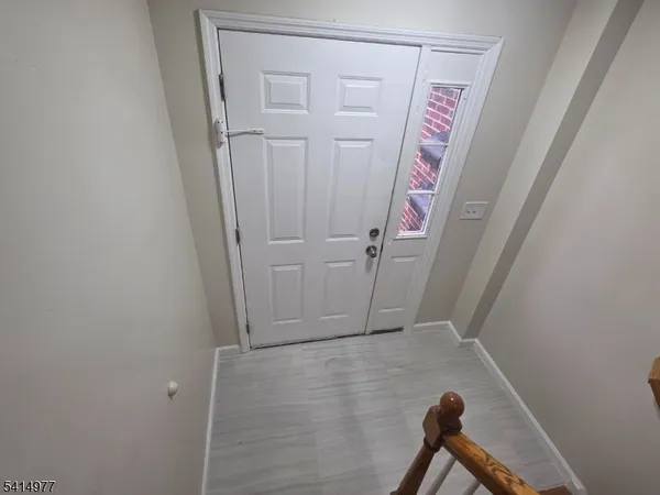 $3,300 | 158 Sherman Avenue, Unit 2, Newark, NJ 07114
