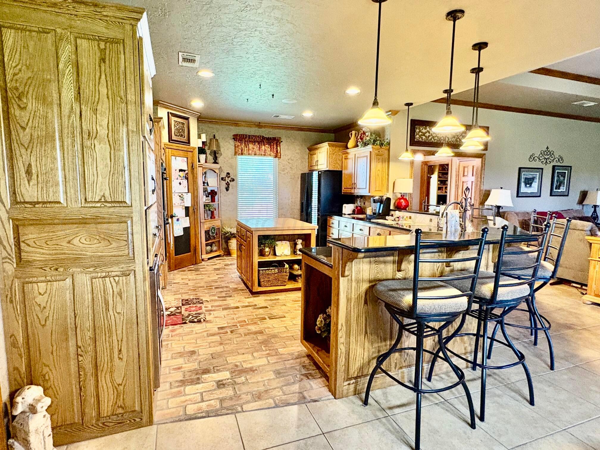 19900 West Country Club Road Canyon, TX 79015 - Photo 7 of 45 Kitchen 1