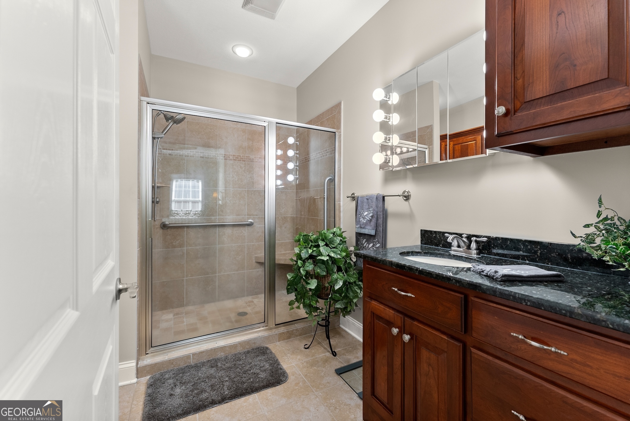 92 Colonial Drive, Unit 1 Cleveland, GA 30528 - Photo 18 of 43 a kitchen with stainless steel appliances granite countertop a refrigerator and a sink