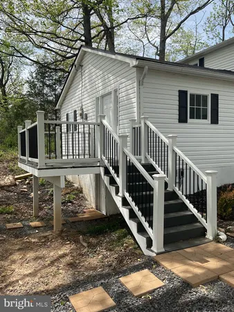 $299,900 | 7464 Paw Paw Road, Paw Paw, WV 25434