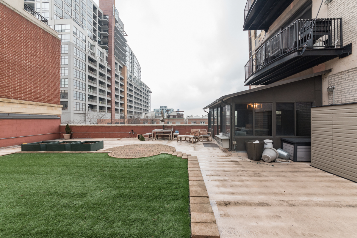 1503 South State Street, Unit 306 Chicago, IL 60605 - Photo 22 of 24