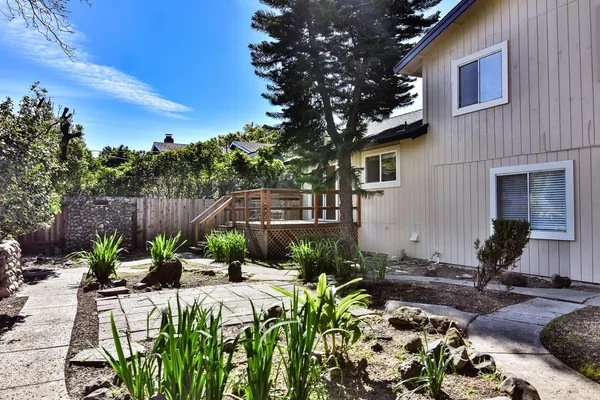$485,000 | 418 Nut Tree Road, Vacaville, CA 95687