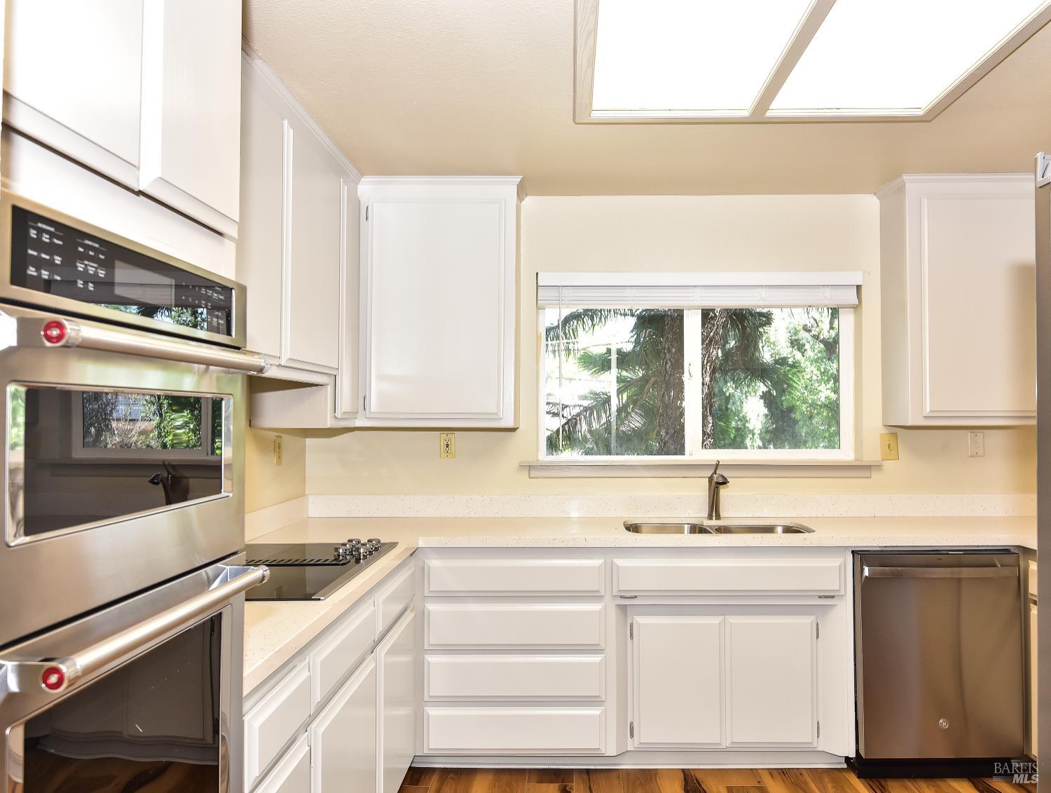 418 Nut Tree Road Vacaville, CA 95687 - Photo 5 of 13