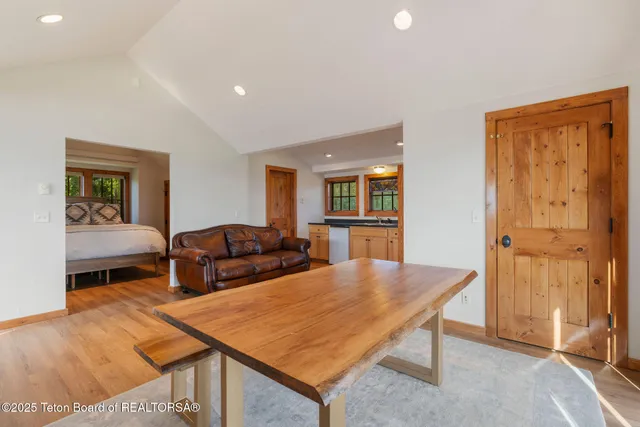 $5,950,000 | 3100 County Road 129, Grover, WY 83122