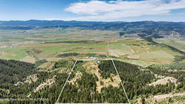 $5,950,000 | 3100 County Road 129, Grover, WY 83122