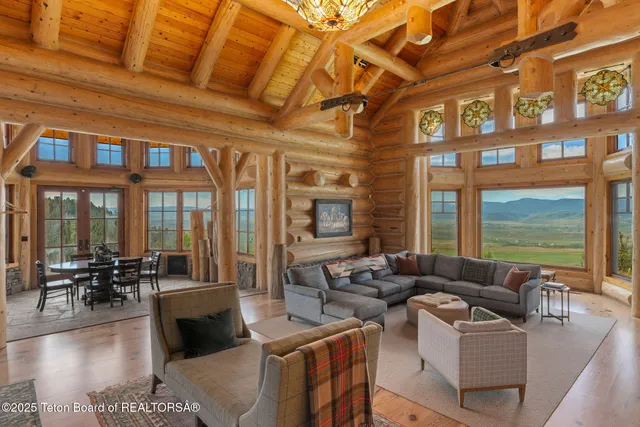 $5,950,000 | 3100 County Road 129, Grover, WY 83122