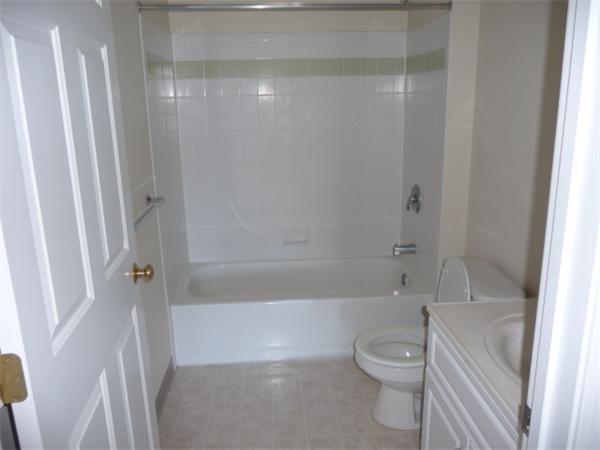 106 Mill Street, Unit 303 Woonsocket, RI 02895 - Photo 4 of 5 Gallery Image 4