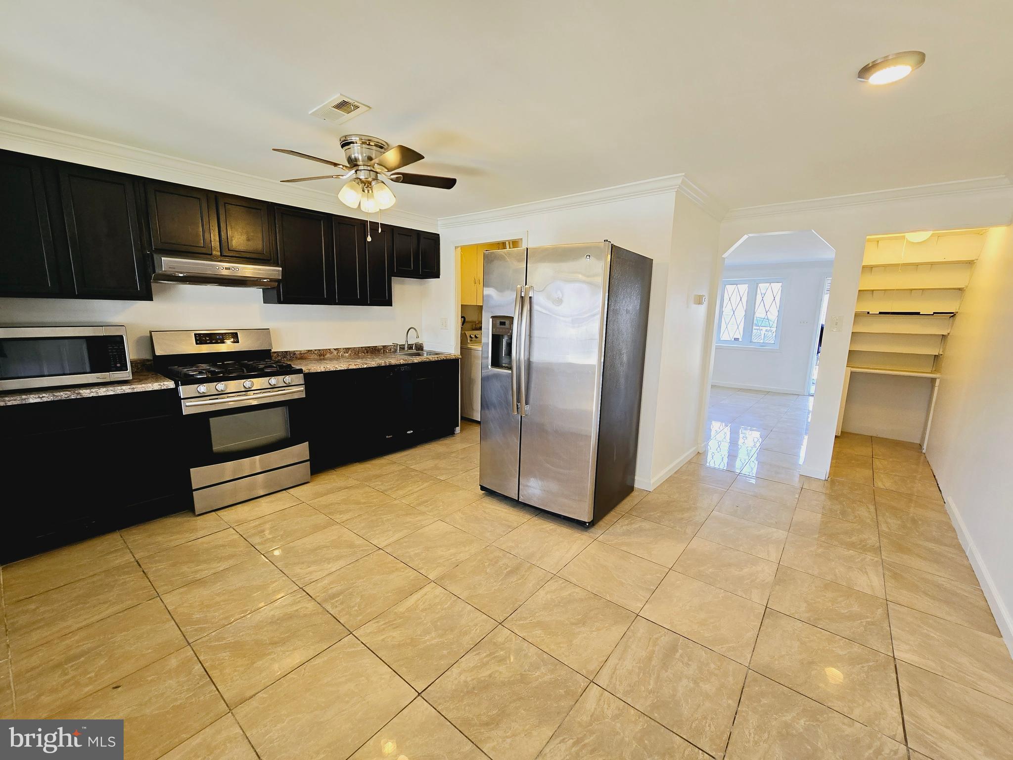 2811 Hollins Ferry Road Baltimore, MD 21230 - Photo 12 of 38 Gallery Image 12