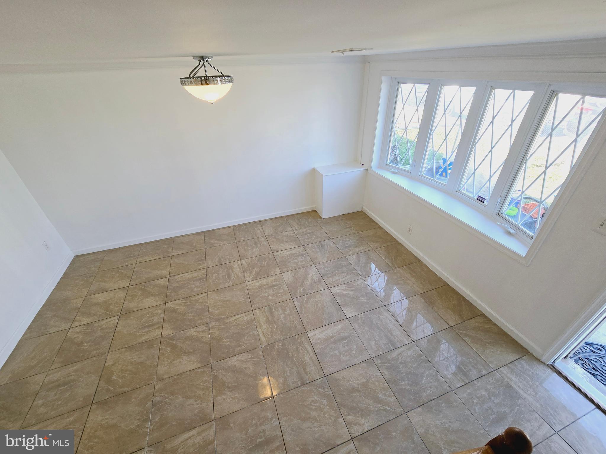 2811 Hollins Ferry Road Baltimore, MD 21230 - Photo 28 of 38 Gallery Image 28