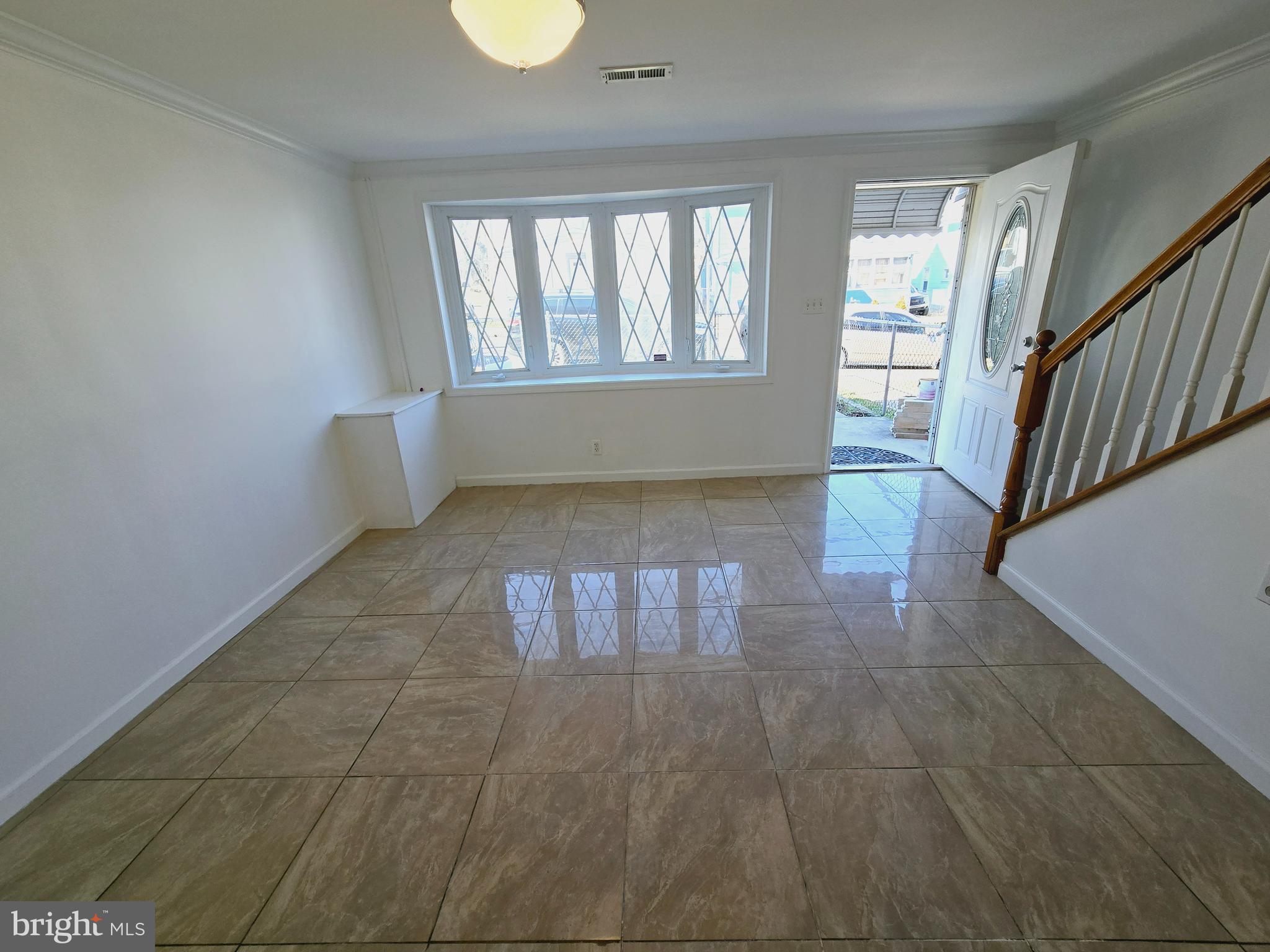 2811 Hollins Ferry Road Baltimore, MD 21230 - Photo 6 of 38 Gallery Image 6