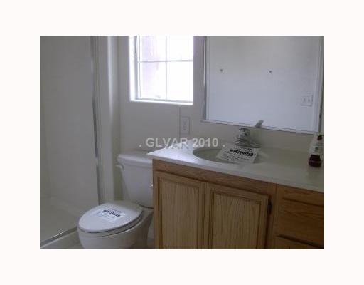 8935 Argus Reed Avenue Las Vegas, NV 89148 - Photo 6 of 9 Master Bath/Spa.