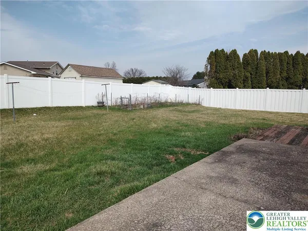 $499,900 | 1755 Peachtree Circle, Whitehall, PA 18052