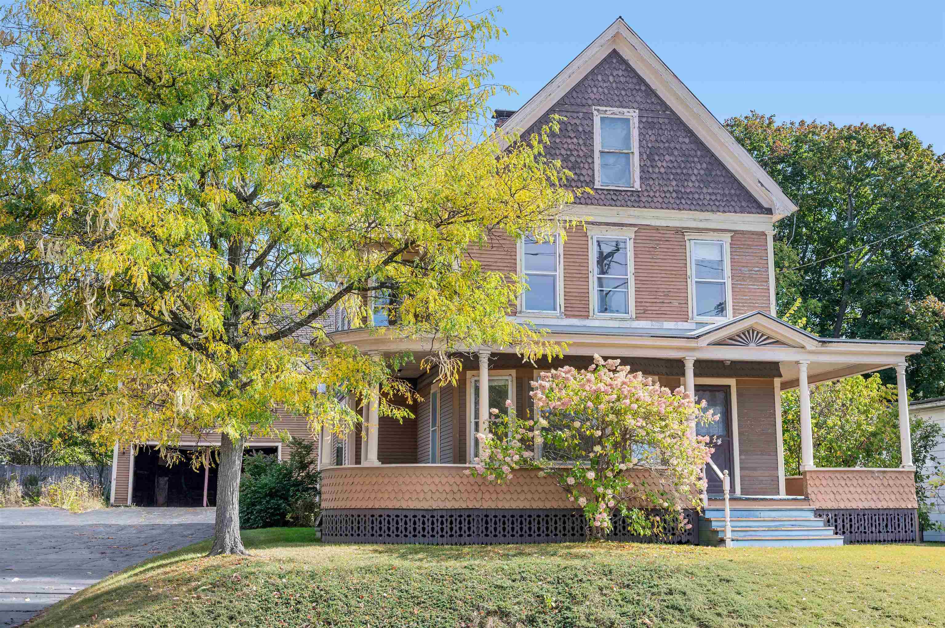 48 Perry Street Barre, VT 05641 - Photo 1 of 42