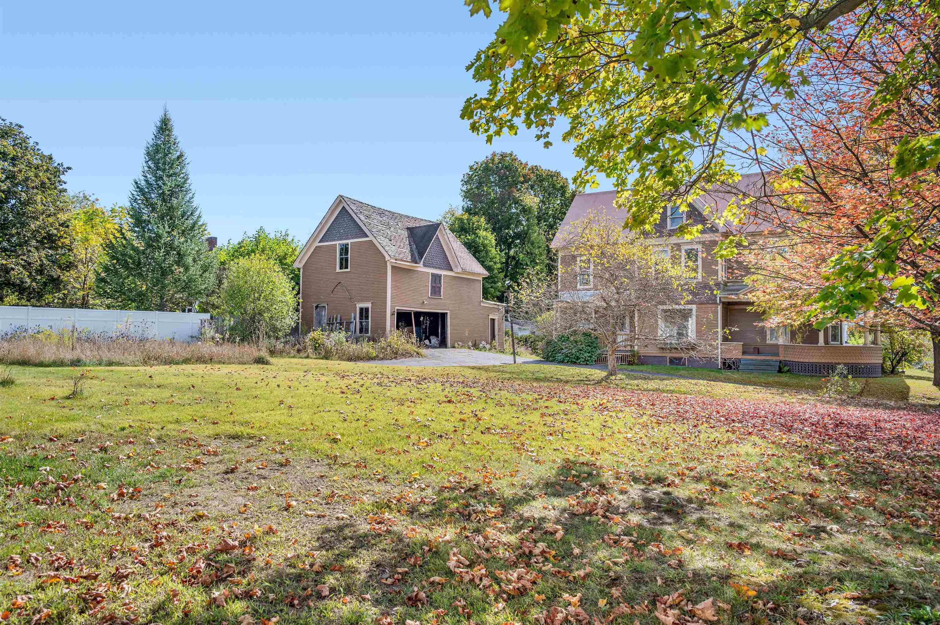 48 Perry Street Barre, VT 05641 - Photo 5 of 42