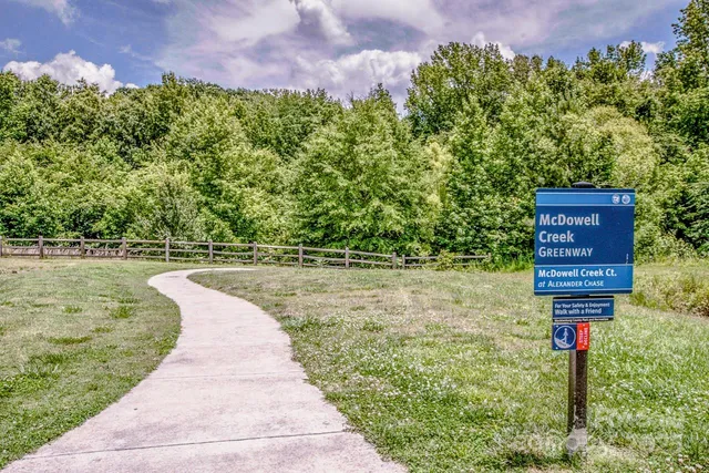 $300,000 | 17151 Doe Valley Court, Cornelius, NC 28031