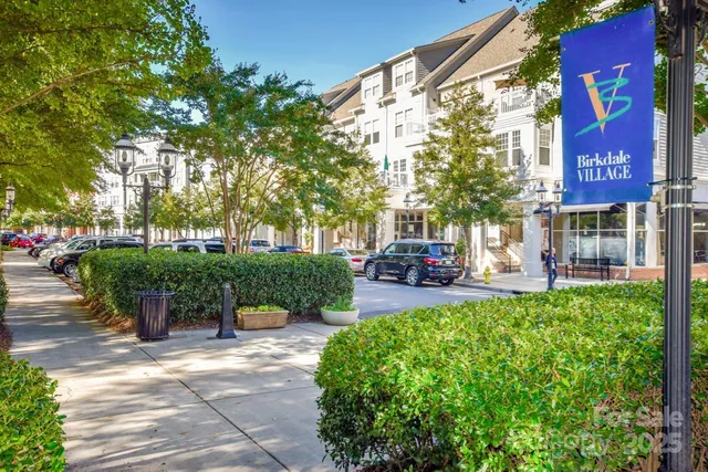 $300,000 | 17151 Doe Valley Court, Cornelius, NC 28031