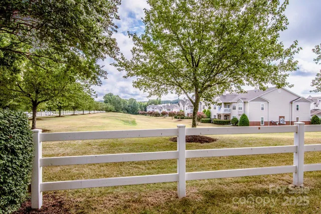 $300,000 | 17151 Doe Valley Court, Cornelius, NC 28031