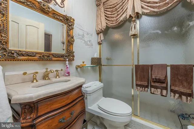 $979,000 | 533 Heartwood Road, Cherry Hill, NJ 08003