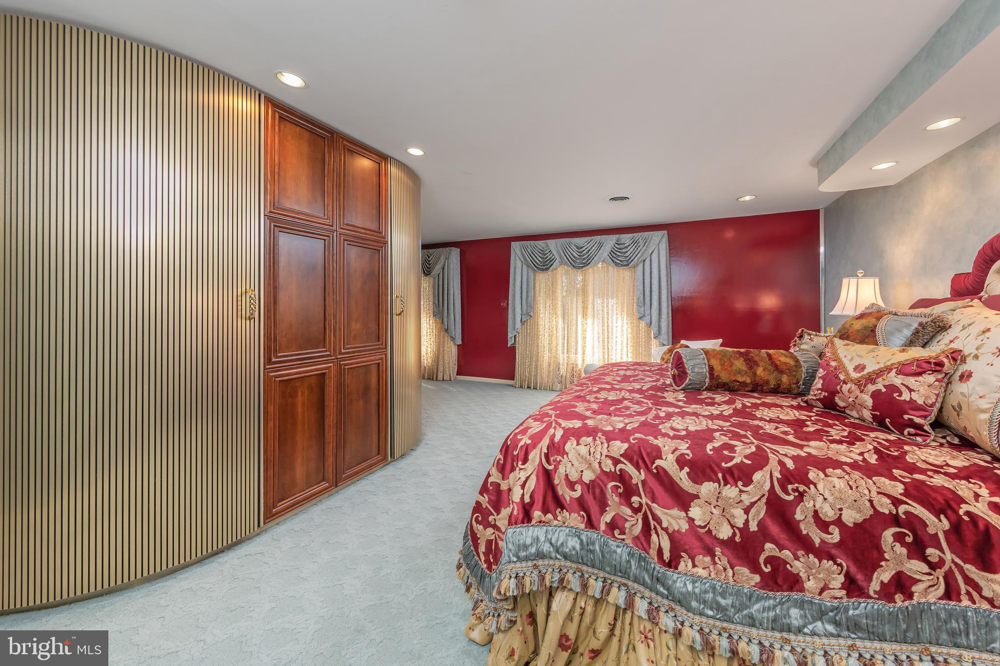 533 Heartwood Road Cherry Hill, NJ 08003 - Photo 29 of 55 a bedroom with a large bed and a large window