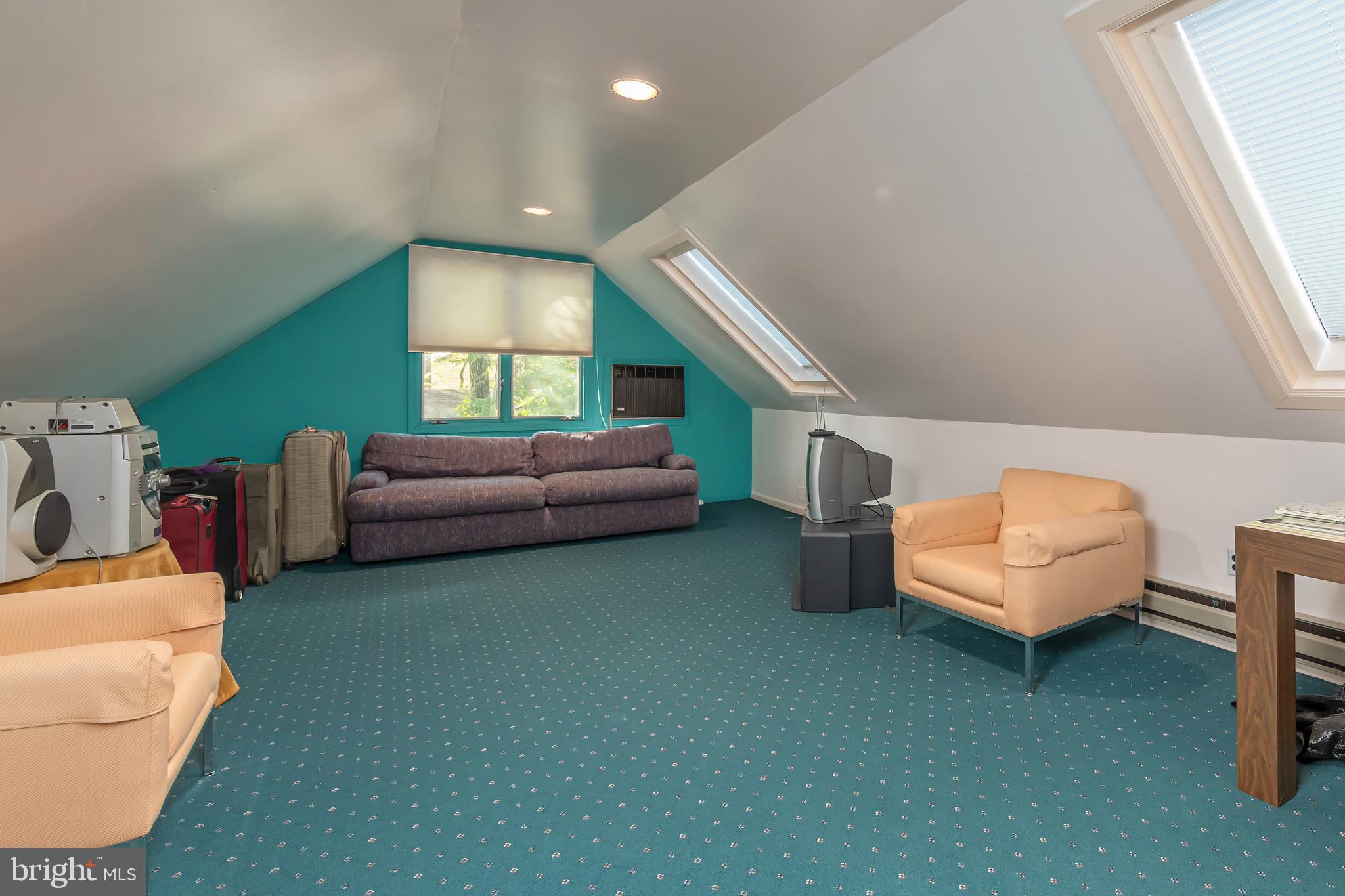 533 Heartwood Road Cherry Hill, NJ 08003 - Photo 41 of 55 a living room with furniture and a window